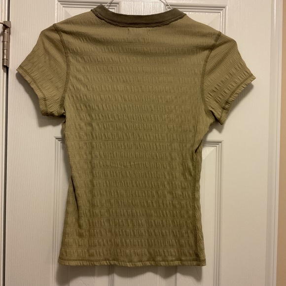 Gilded Intent Textured Light Olive Tee, Size Small - Picture 2 of 5